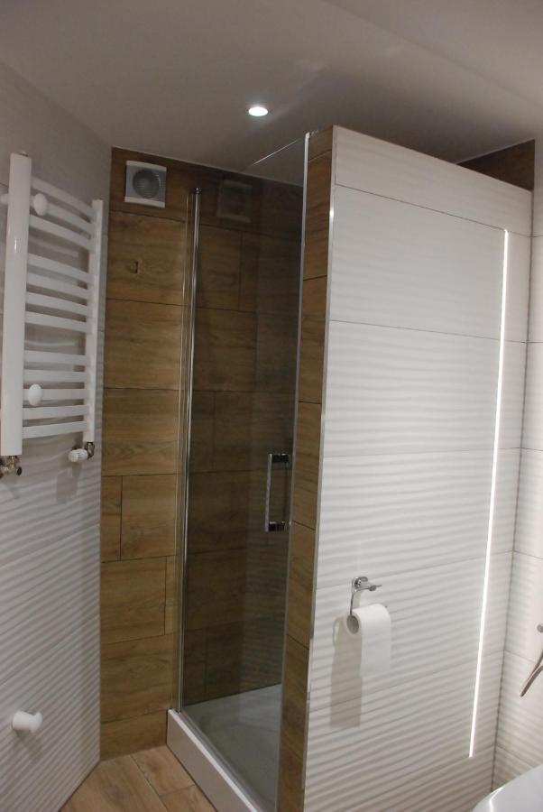 Hotelik Manhatan Radzyn Podlaski Bagian luar foto