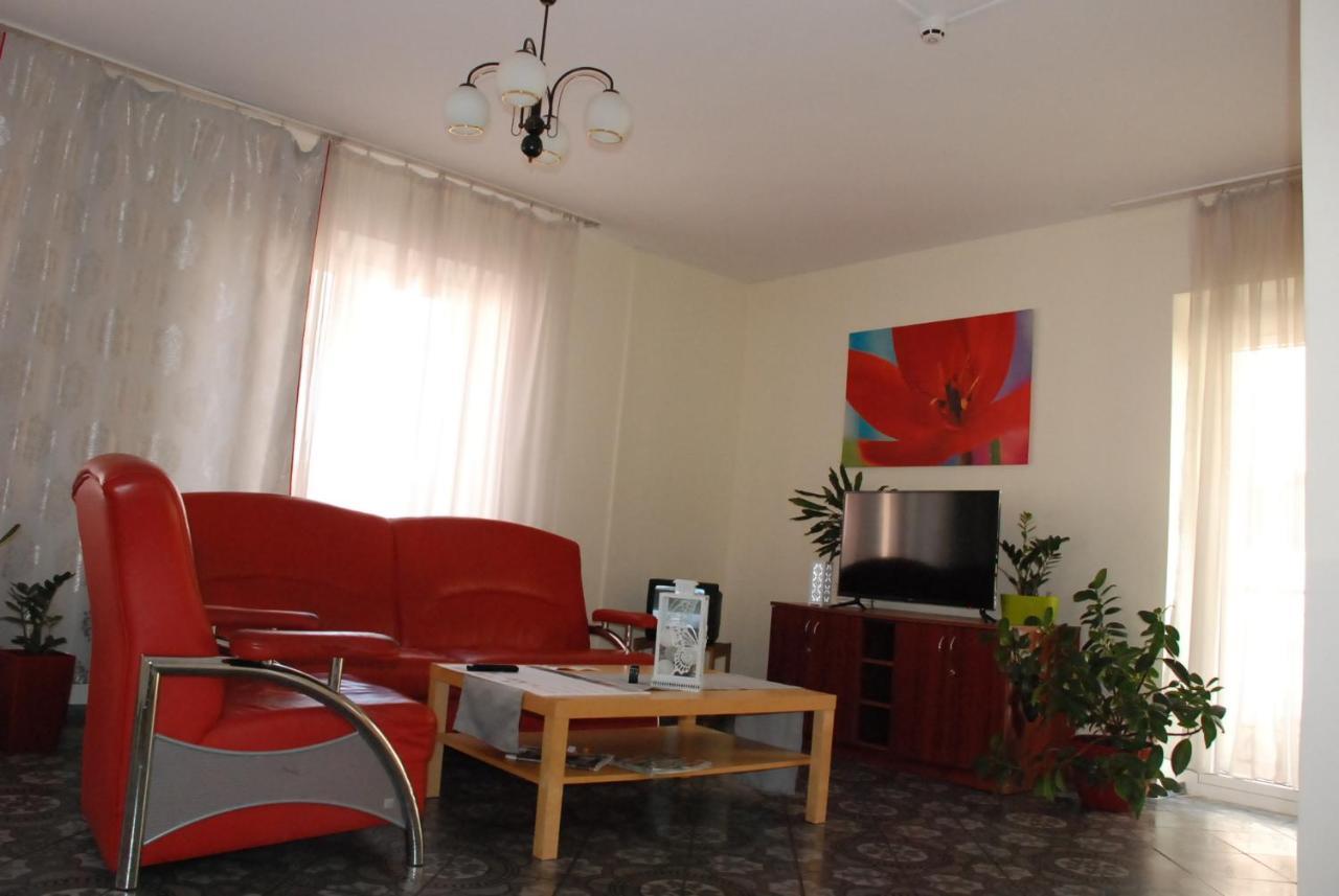 Hotelik Manhatan Radzyn Podlaski Bagian luar foto