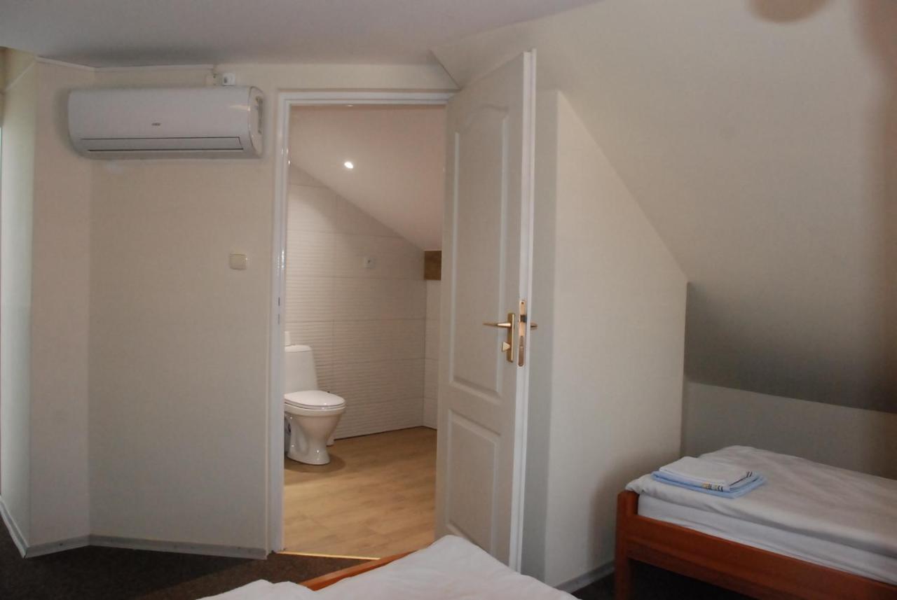 Hotelik Manhatan Radzyn Podlaski Bagian luar foto
