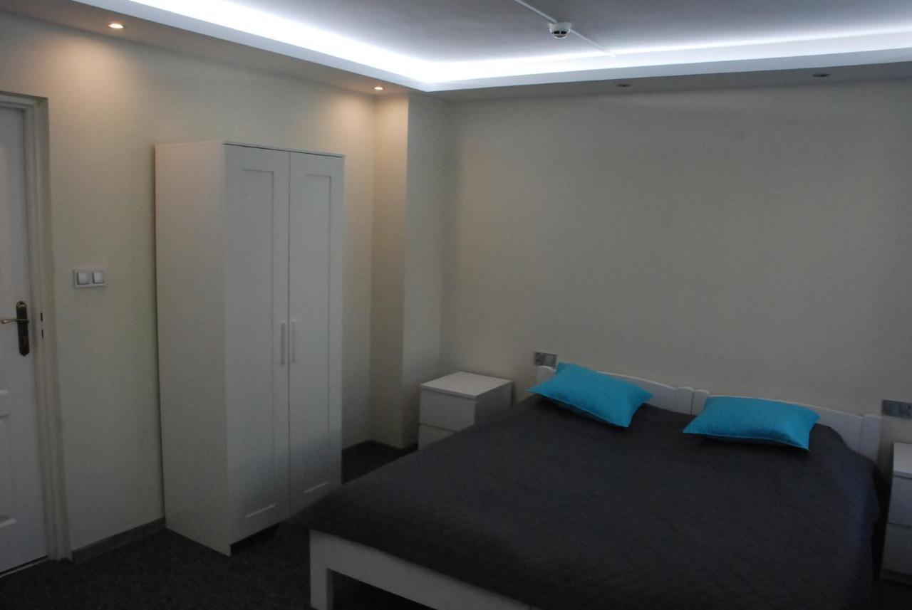Hotelik Manhatan Radzyn Podlaski Bagian luar foto